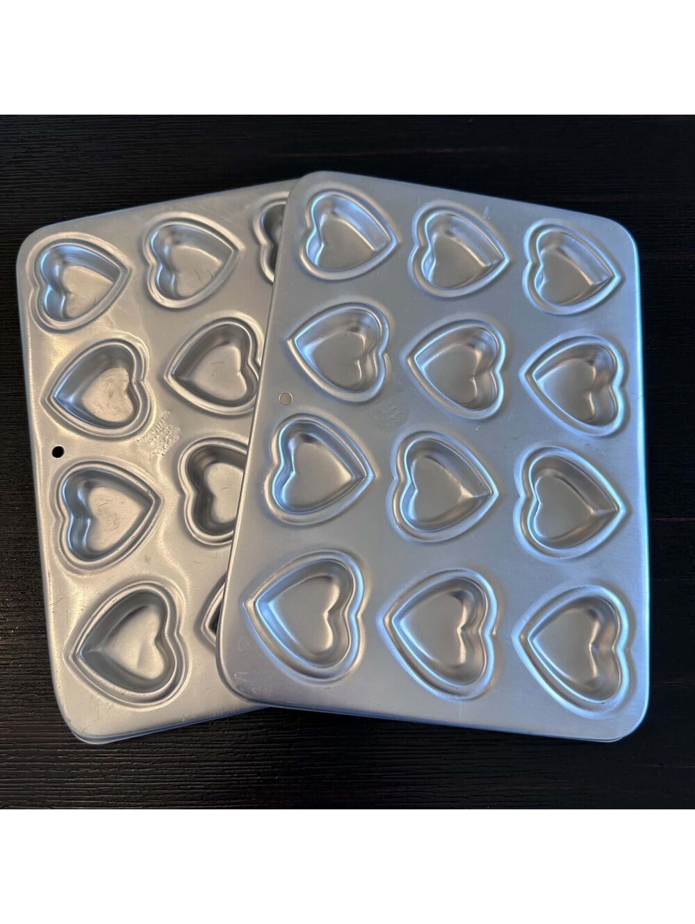 Vintage 1996 Wilton Petite Heart 12-Cavity Mini Cake Pan Set of 2 #2105-2432 EUC